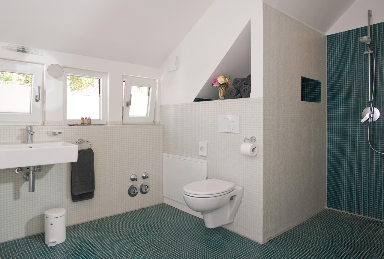1463 Apartmenthaus Карлсруе Екстериор снимка